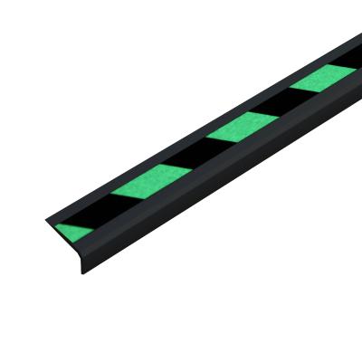 Nez de marche antidérapant et autocollant en aluminium photoluminescent rayé 53x610x31mm